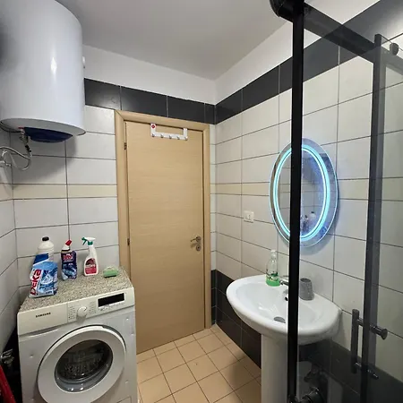 Apartment Luljeta *